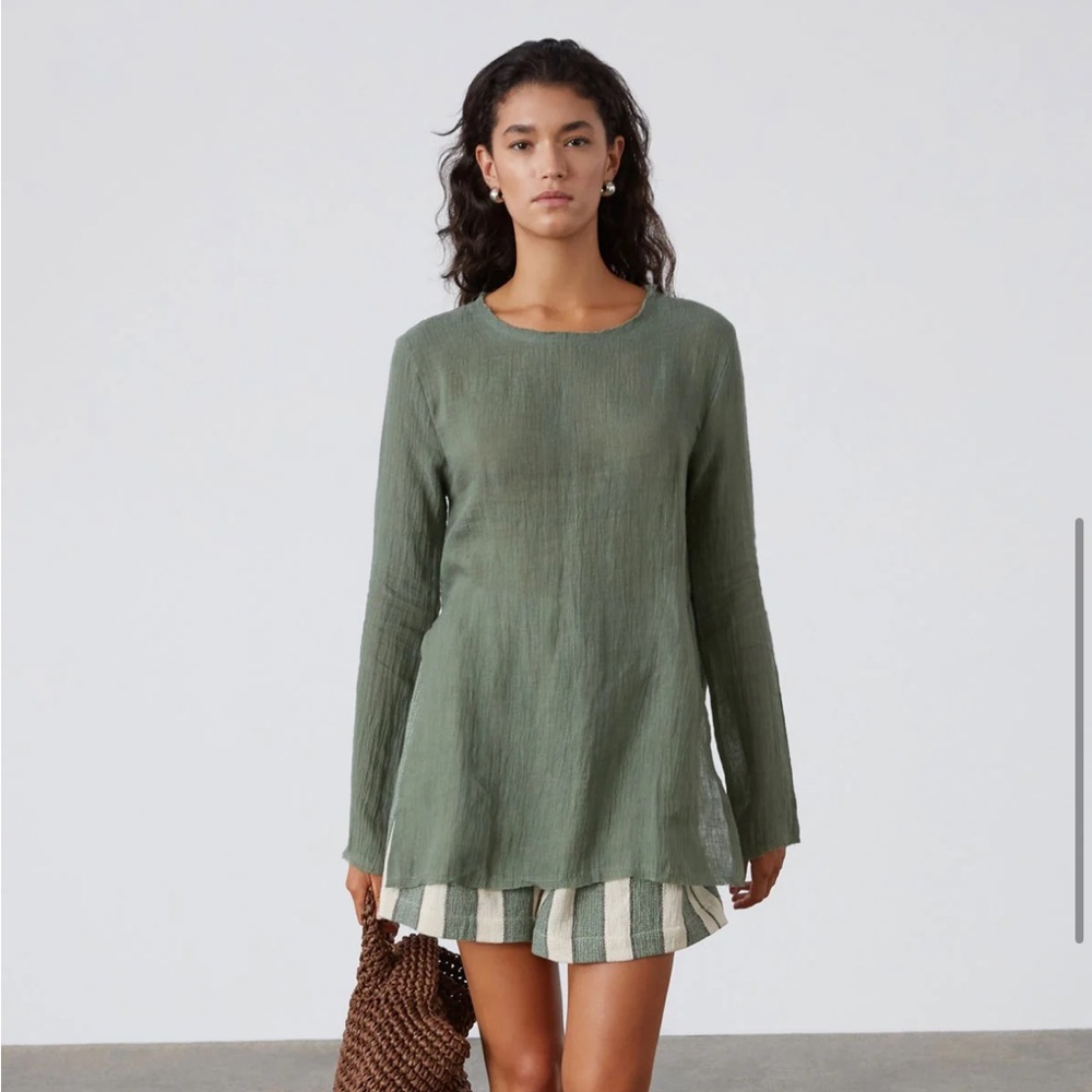 ❌SOLD on dep0p❌ BNWT Zulu & Zephyr EUCALYPTUS LINEN TEXTURED TOP